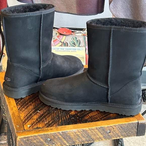 UGG Black Leather Boots - Picture 8 of 8